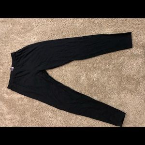 Black leggings